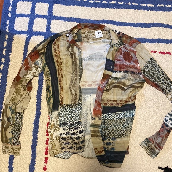 Zara Other - Zara Casual Button Down with Design